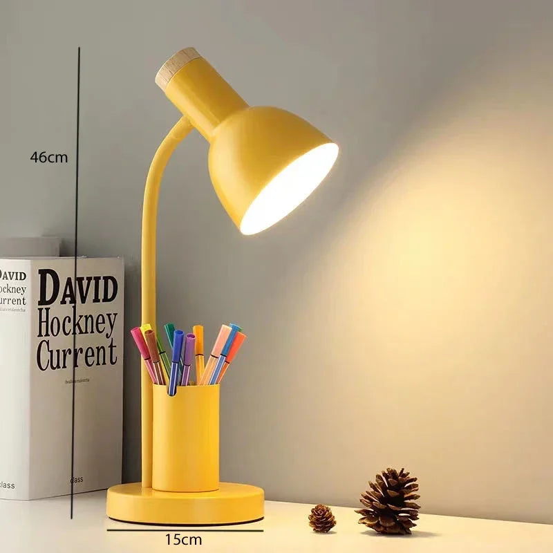 lampe de bureau créative nordique avec porte-stylo led décoratif
