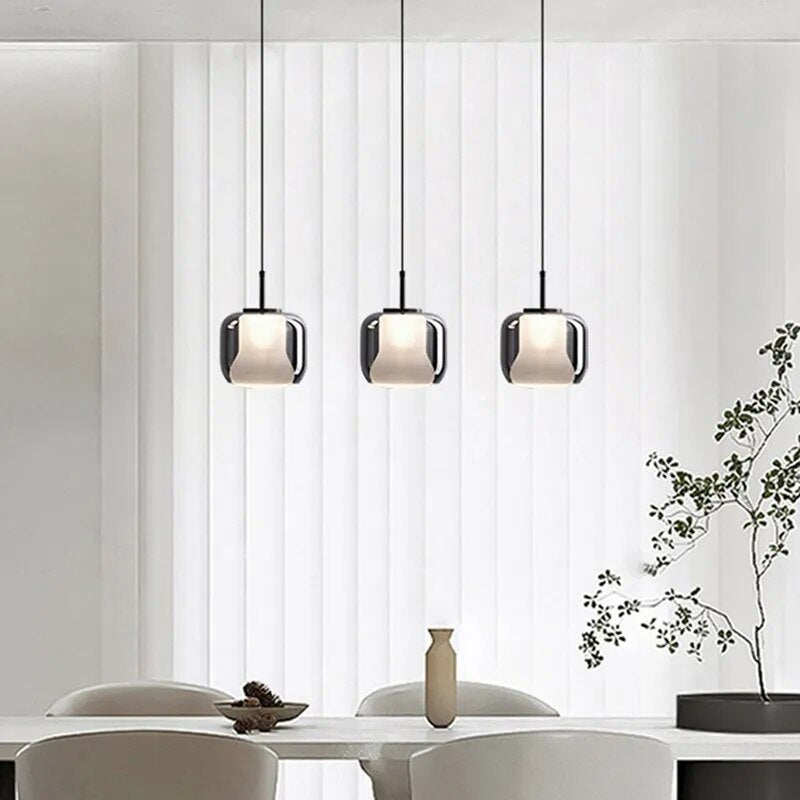 Suspension LED moderne en verre gris fumé à trois têtes