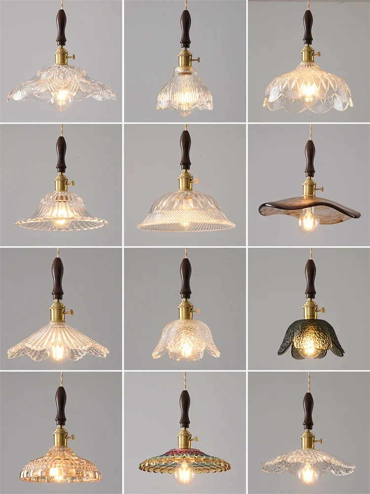 suspension moderne en laiton avec abat-jour rustique en verre de noyer