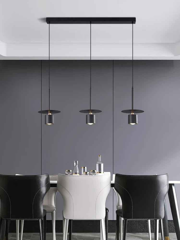 lustre moderne en fer noir pour décoration intérieure élégante