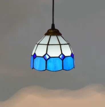 suspension en verre artisanale pour un intérieur nordique élégant