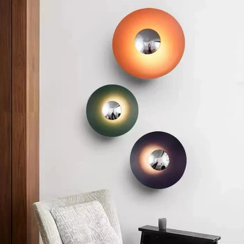 applique murale led ronde en métal diverses teintes éclairage polyvalent