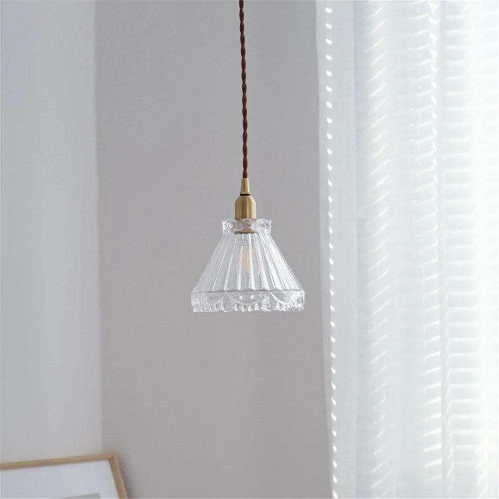 lustre antique en laiton et verre pour décoration maison