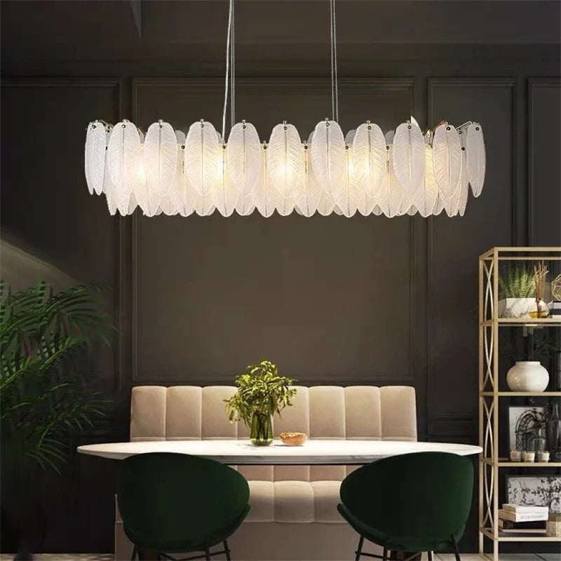 lustre moderne en verre avec plumes et lumière LED
