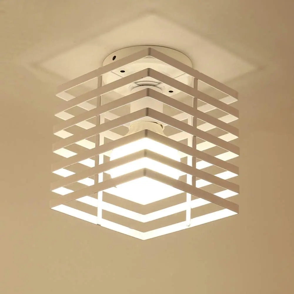 plafonnier industriel vintage en métal pour intérieur moderne