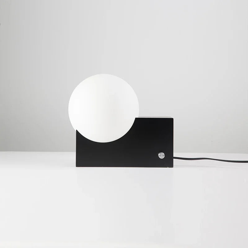 lampe de bureau led design nordique pour décoration intérieure