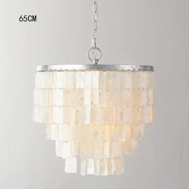 lustre rétro en coquillage pour décoration intérieure élégante