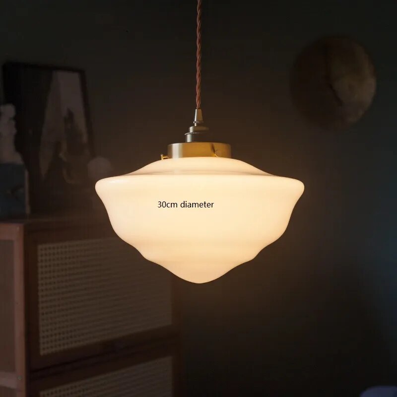 Suspension LED en verre blanc laiteux
