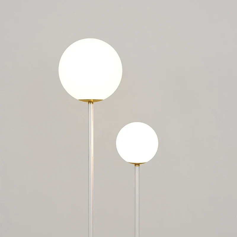lampadaire en métal avec 3 gradations verre simple