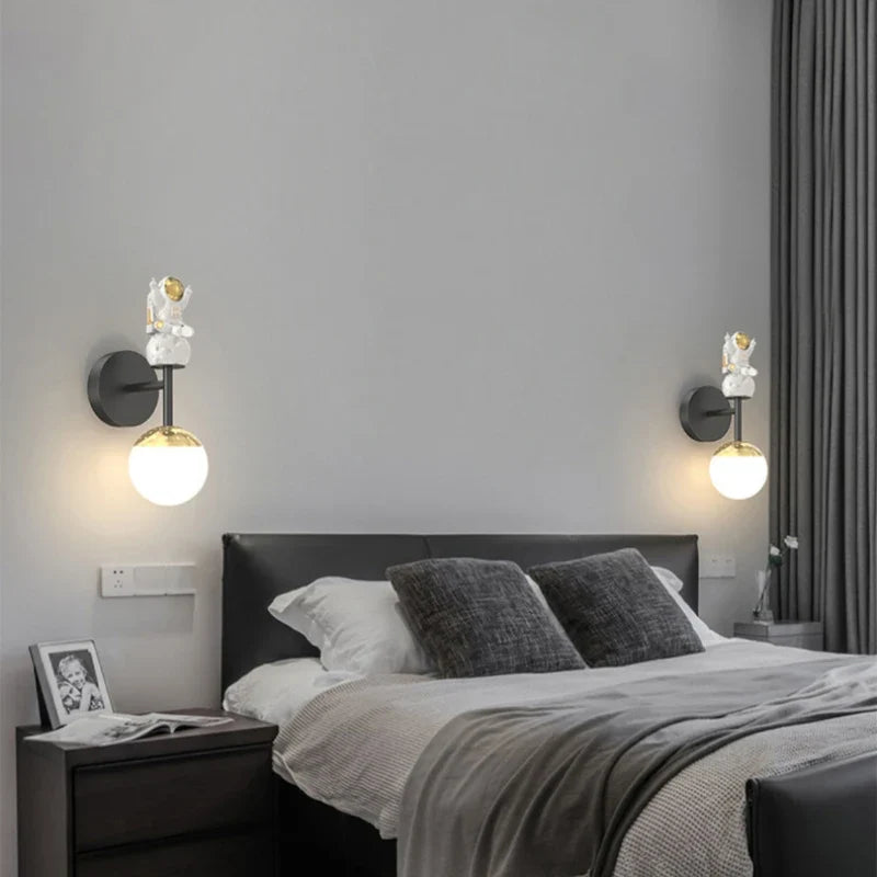 applique murale astronaute et lune pour chambre enfant