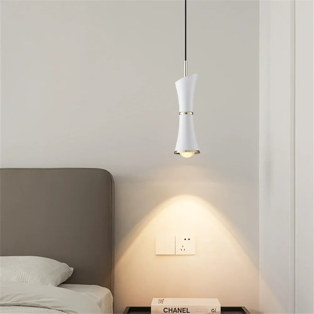 suspension design postmoderne en led pour intérieur élégant