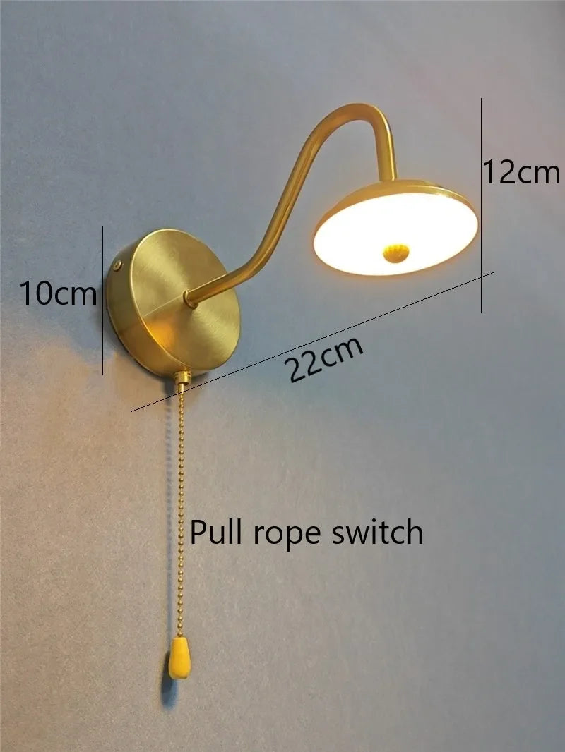 applique murale moderne incurvée dorée avec interrupteur led décoration nordique