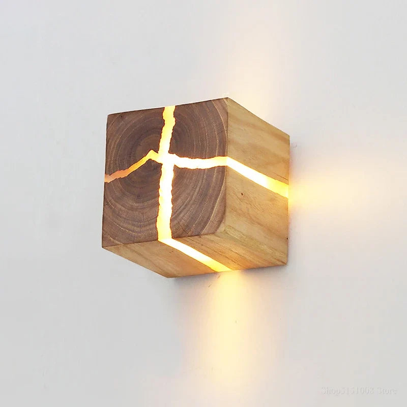applique murale led en bois massif et résine faite à la main