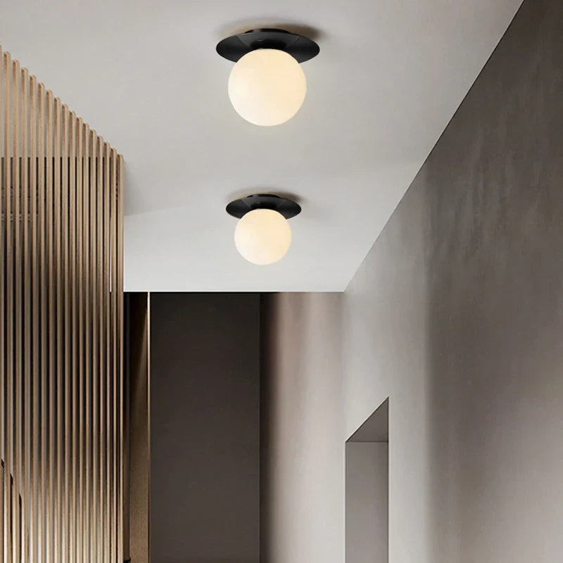 plafonnier led nordique avec boule de verre dépoli pour intérieur
