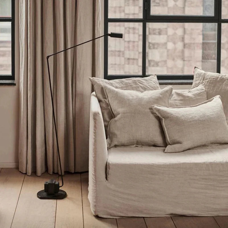 lampadaire led minimaliste long bras métal prise adaptée