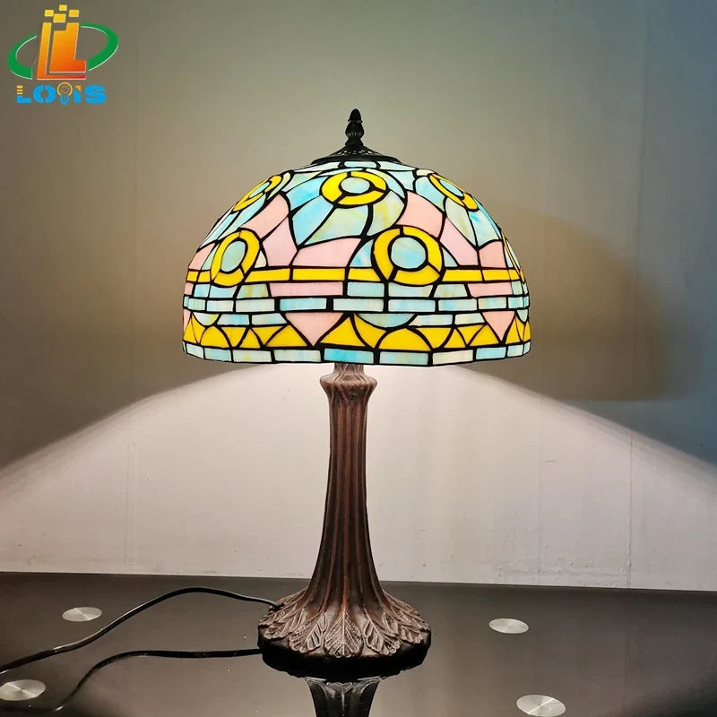 lampe à poser tiffany style méditerranéen antique pour décoration intérieure