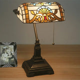 lampe à poser rétro nordique en verre teinté décor baroque méditerranéen