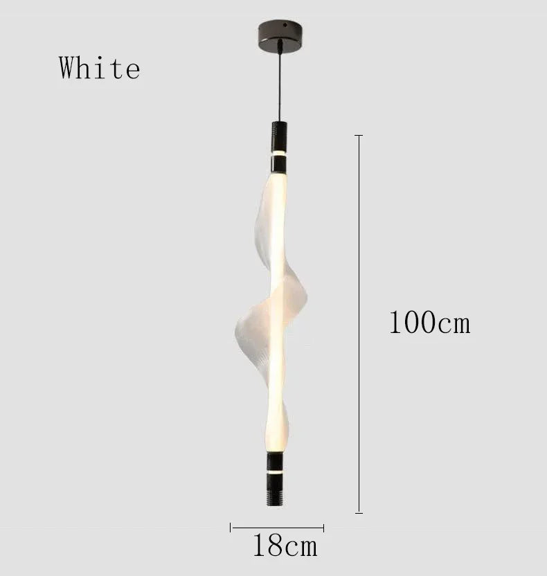 suspension italienne en acrylique design moderne et élégant