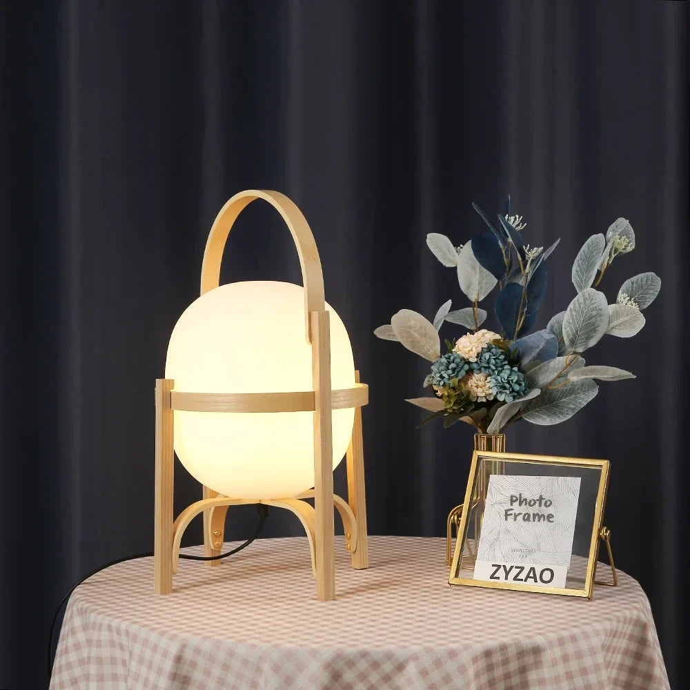 lampe de table en bois pour une décoration moderne et simple
