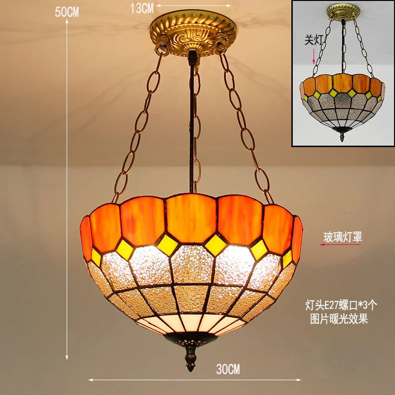 suspension en verre teinté style tiffany pour décoration intérieure