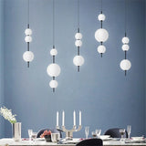suspension en perles design pour décoration intérieure moderne