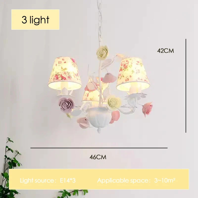 lustre romantique pour chambre d'enfant princesse fleurs lumineuses