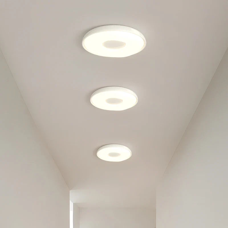 plafonnier à spectre complet pour couloirs