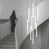 lustre long tube moderne pour villa nordique et hall d'exposition