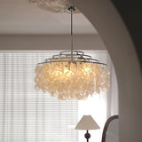 lustre en coquillage style français pour intérieur élégant