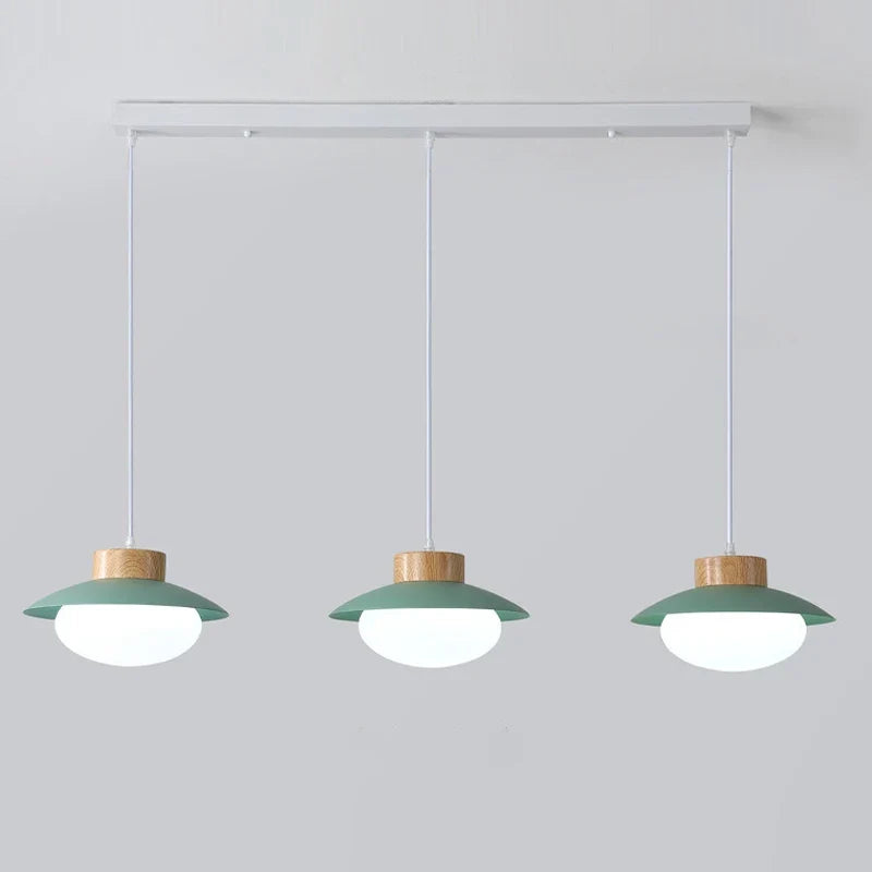 lustre led métal design pour décor intérieur moderne
