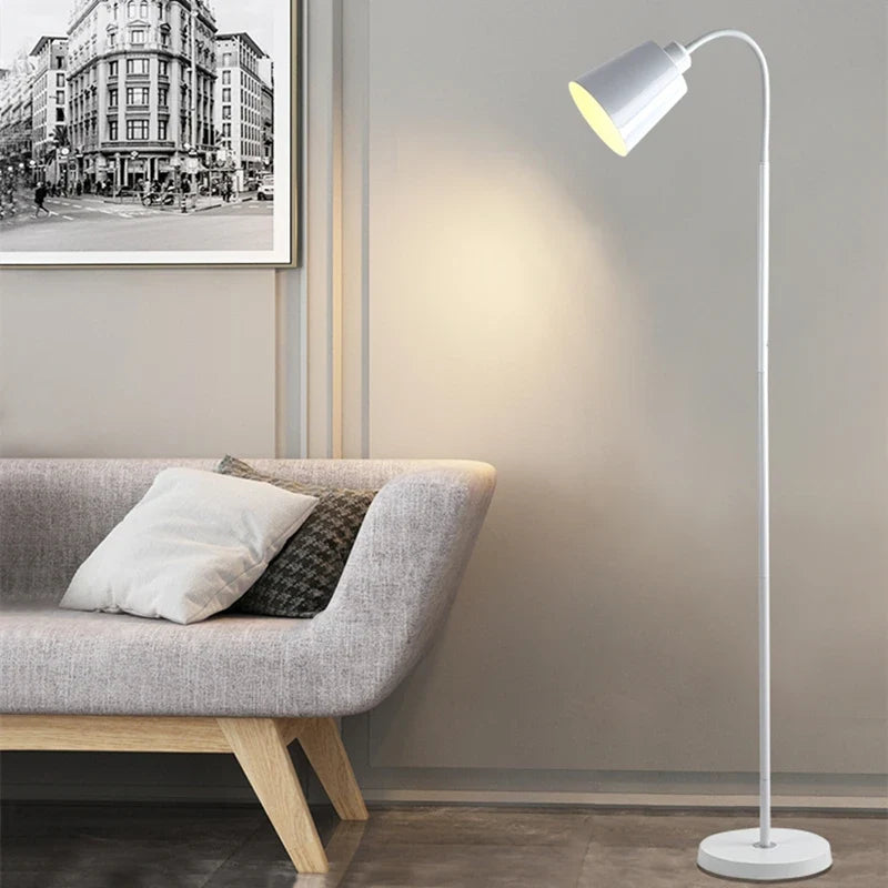 lampadaire moderne simple design pour décoration intérieure
