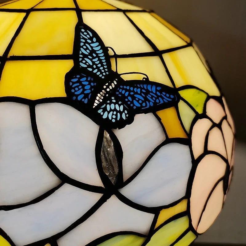 lampe de table papillon style tiffany pour décoration et cadeau