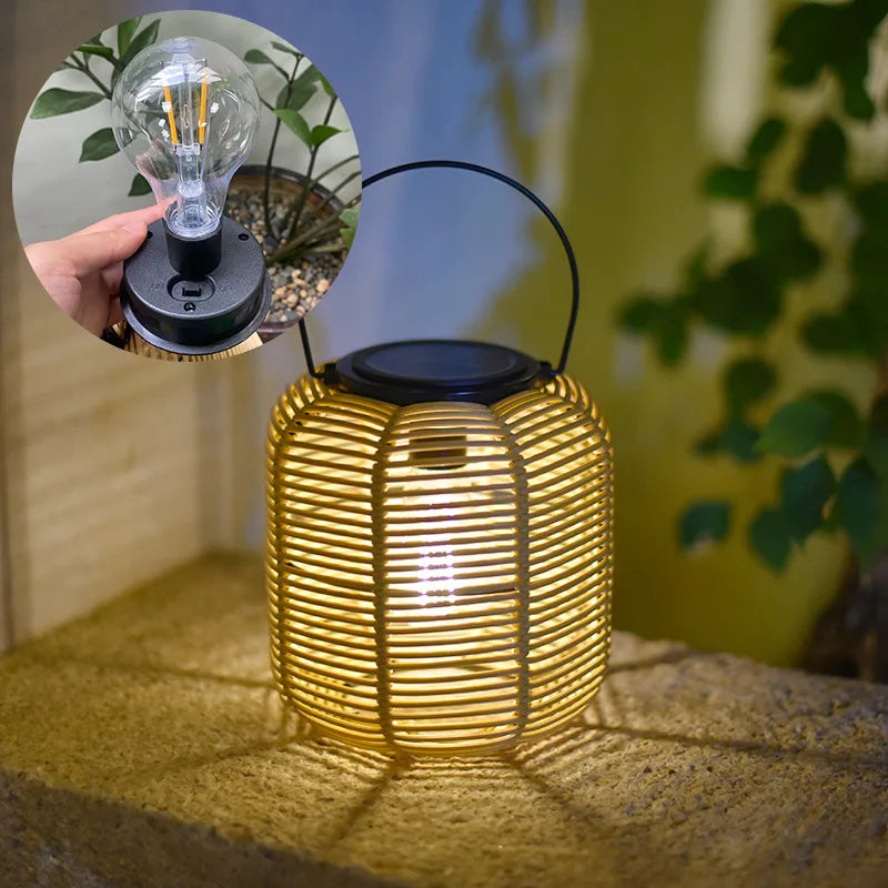 lanterne solaire en rotin pour ambiance extérieure créative