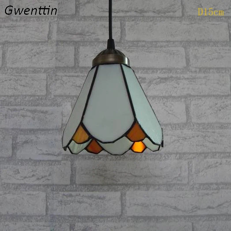 suspension tiffany méditerranéenne pour décoration intérieure élégante