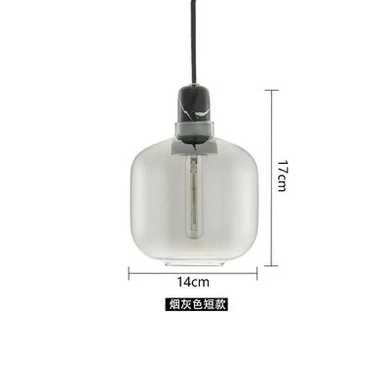 suspension en verre avec détail en marbre design industriel élégant