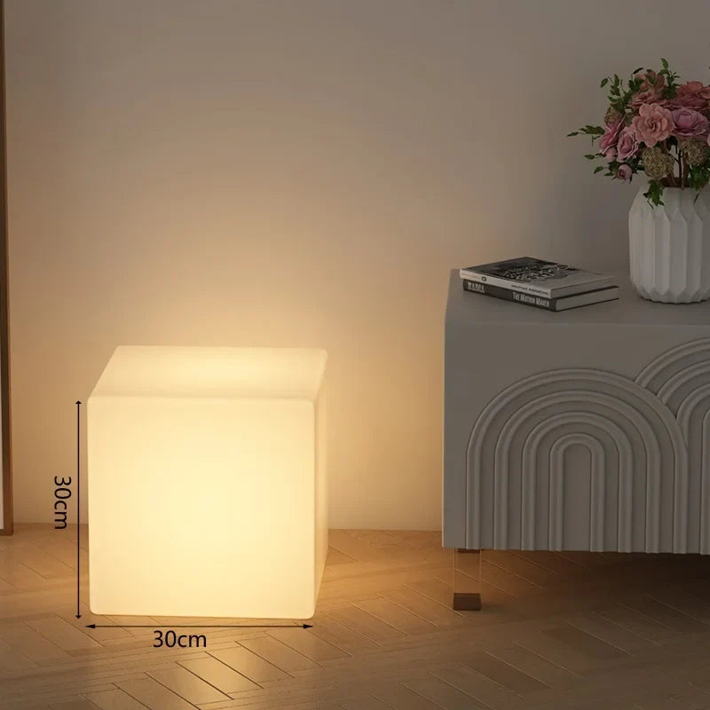 lampadaire moderne créatif pour une ambiance chaleureuse et romantique