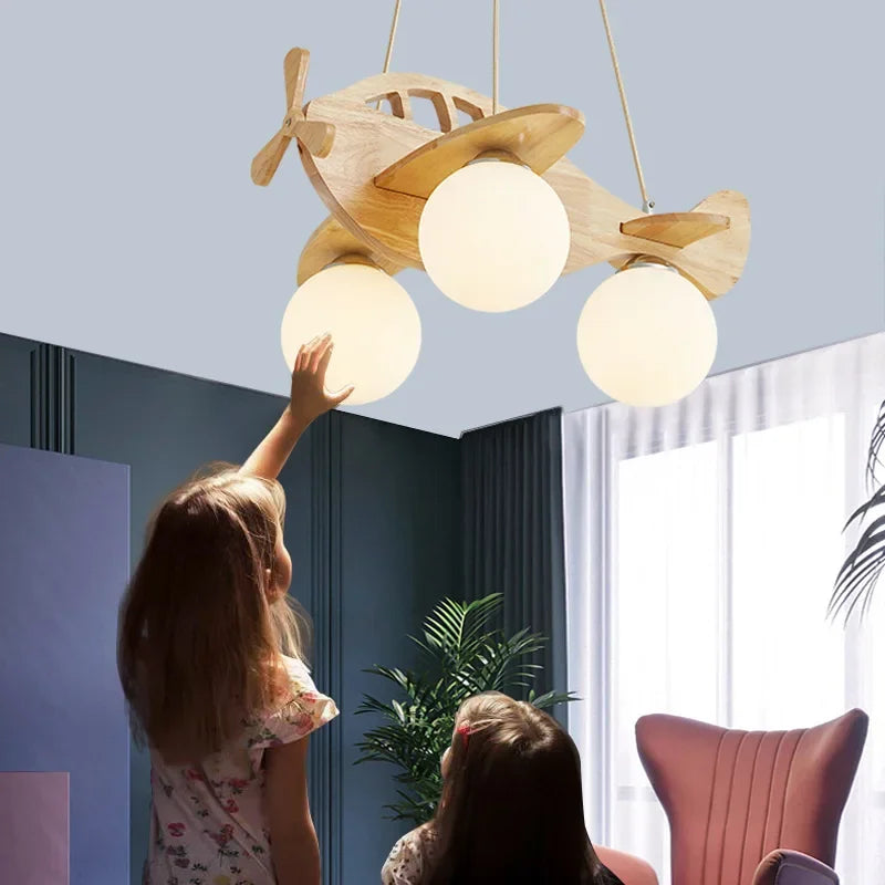suspension lampe bois avion pour chambre d'enfant