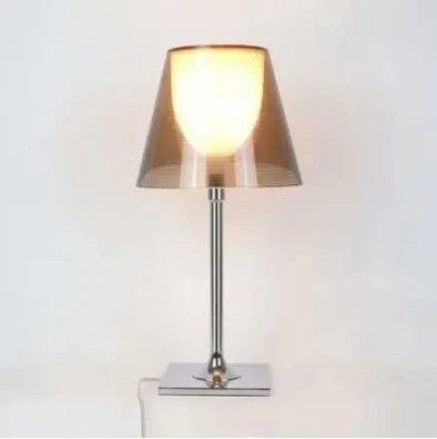 Lampe de Table design italien lampes de Table en acrylique modernes pour salon chambre étude bureau décor lumière Nordc maison lampe de chevet
