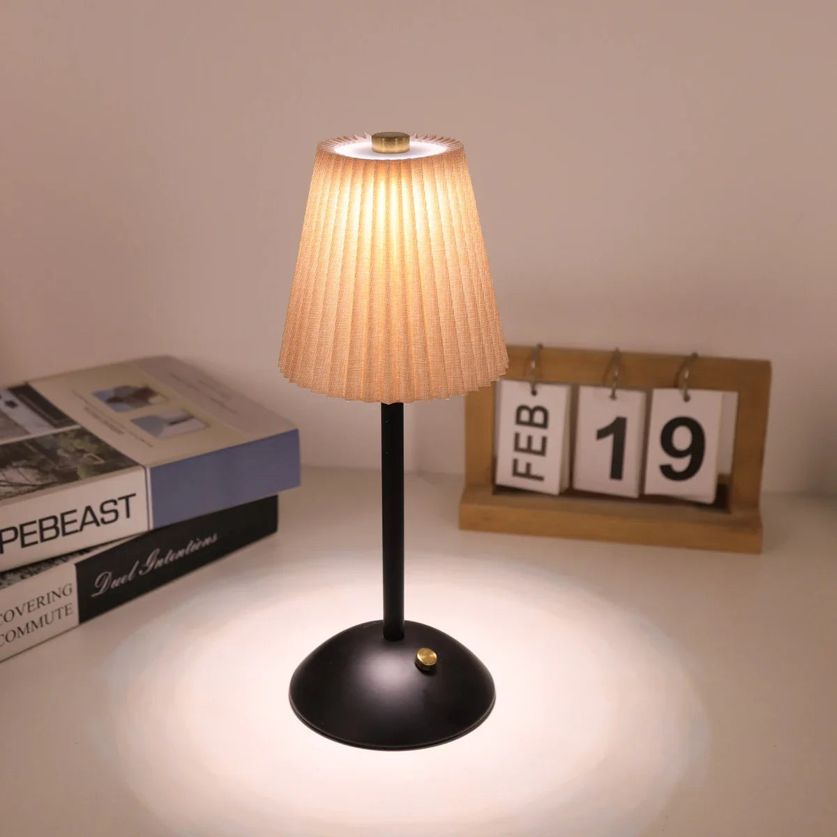 LED Nordic pleated desk lamp charging touch adjustable night light, bedroom sleep light, bar coffee shop decorative light