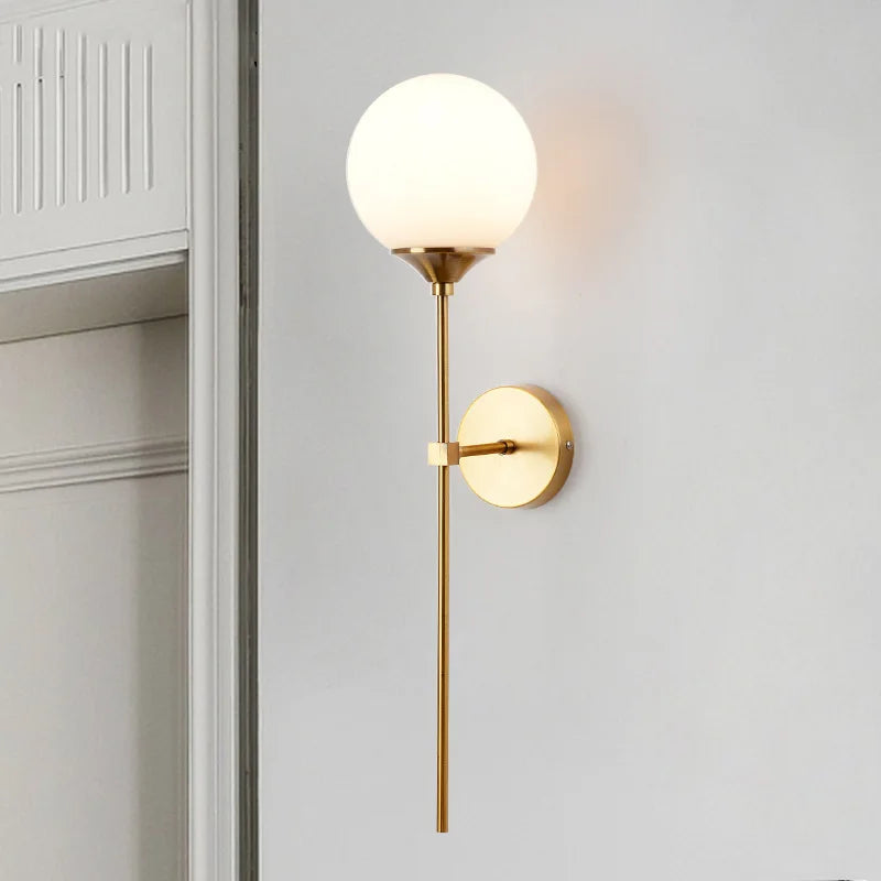 lustre moderne en verre clair pour une déco élégante
