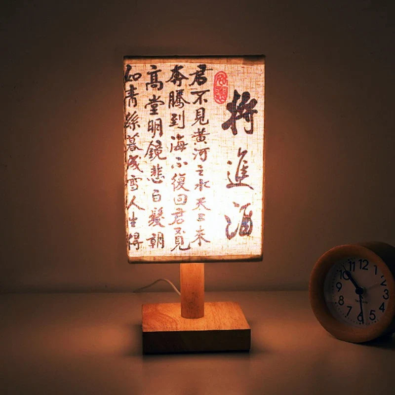 lampe à poser décorative carrée à led avec variateur et prise usb