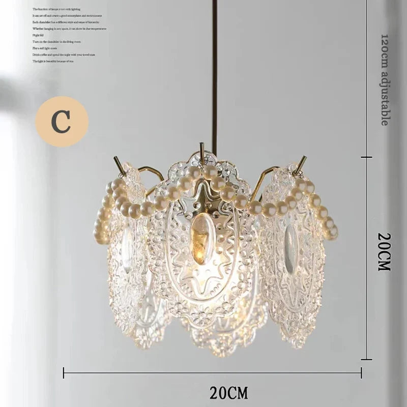 lustre moderne en verre design minimaliste pour intérieur élégant