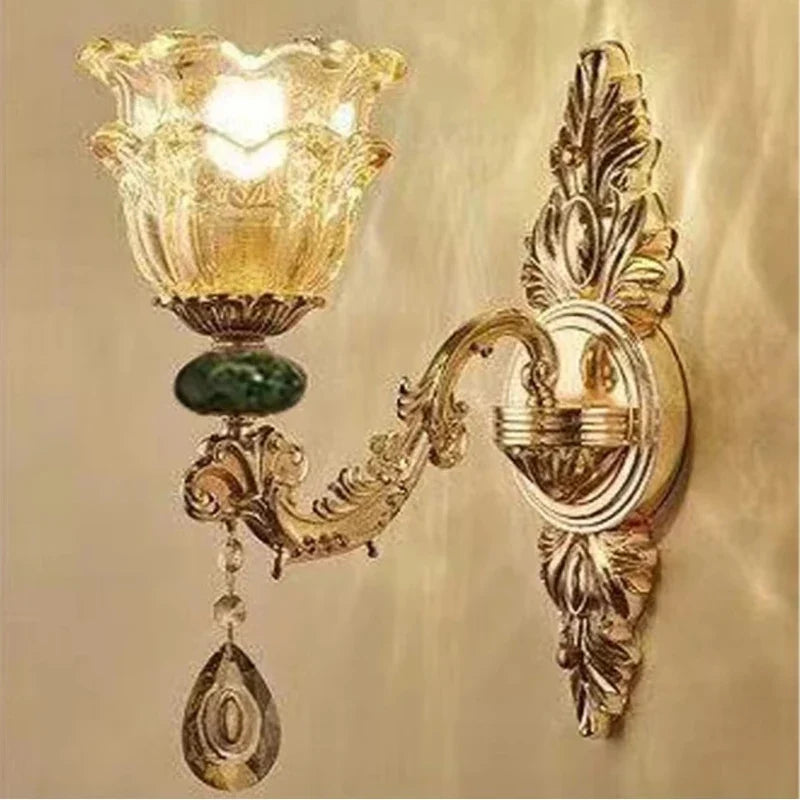 lustre en cristal léger pour décoration élégante et raffinée