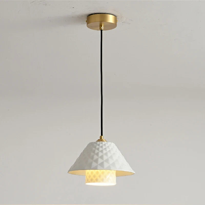 lustre en céramique doré style contemporain pour décoration intérieure