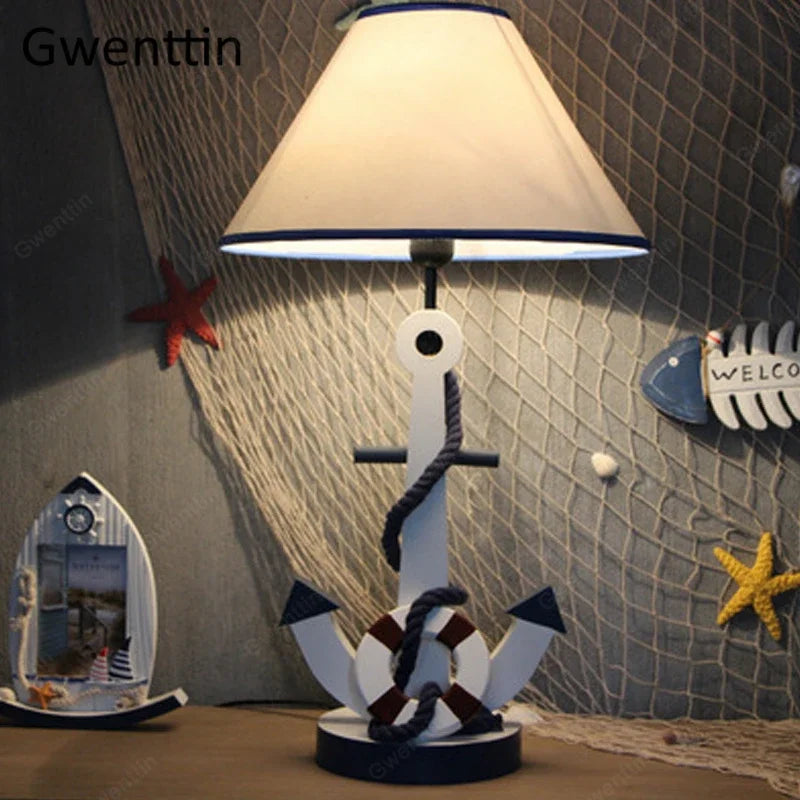 lampe de bureau en bois avec ancre pour décoration enfant