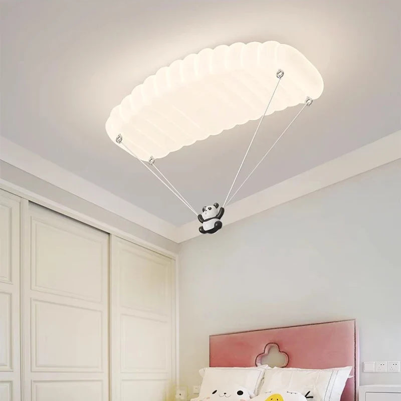 plafonnier panda en forme de parachute pour enfants