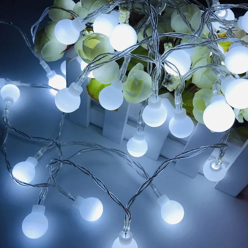guirlande lumineuse led boule pour extérieur et décorations festives