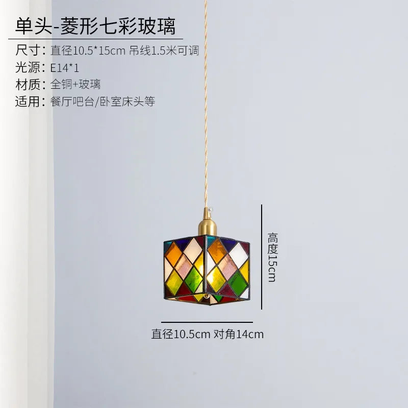 plafonnier cube style tiffany en verre teinté décoration intérieure
