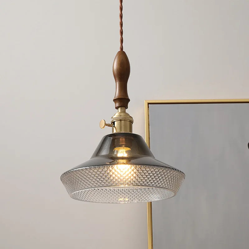 suspension en noyer et verre cuivre pour intérieur élégant