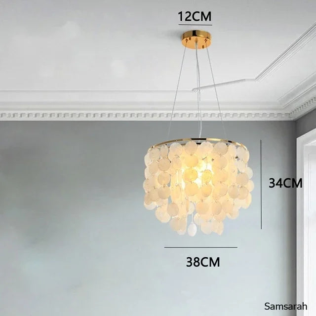 lustre nordique en coquillage avec luminaire à led
